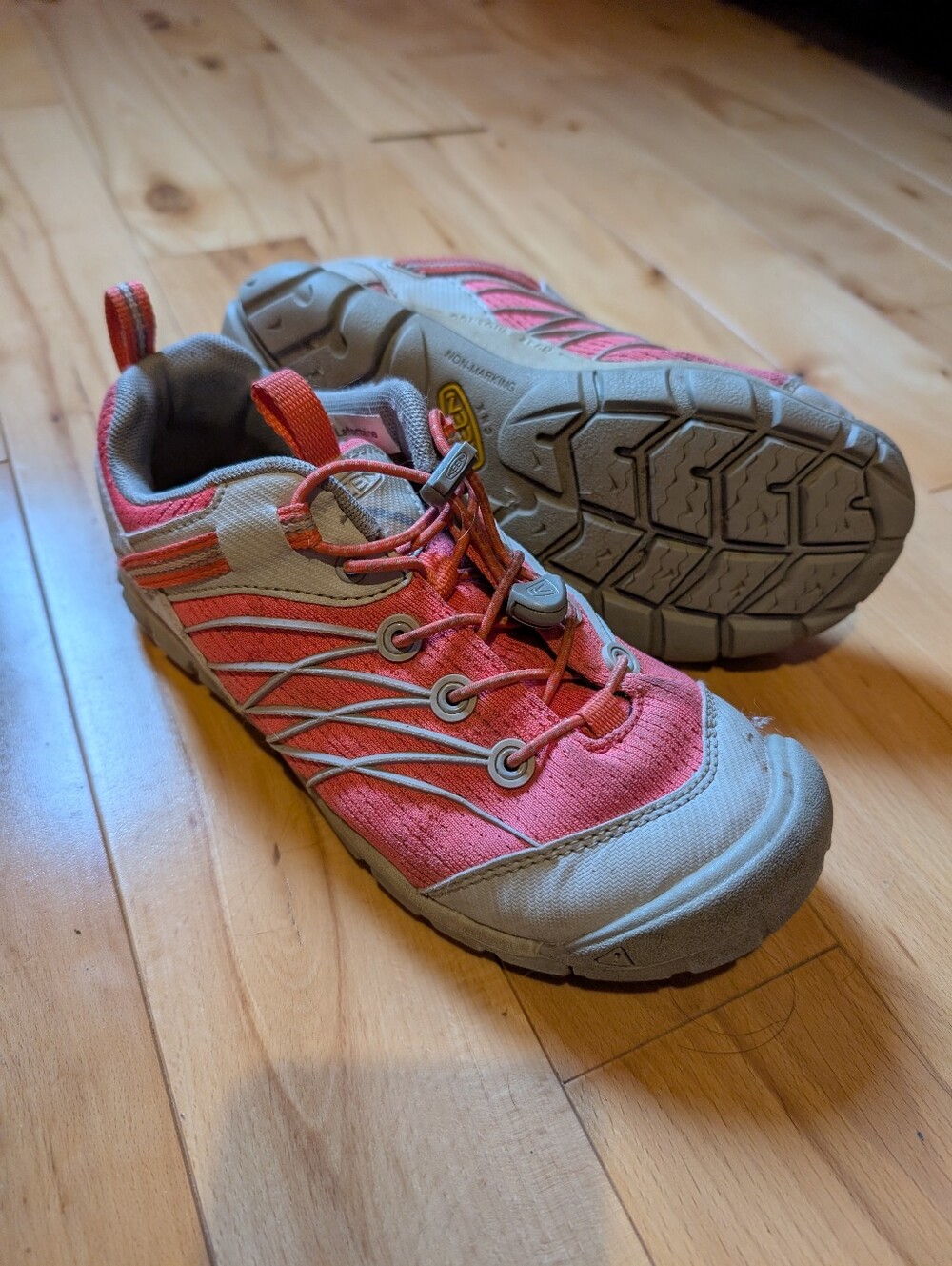 Keen Chandler Kids Sneaker Size 3 (35 EU)